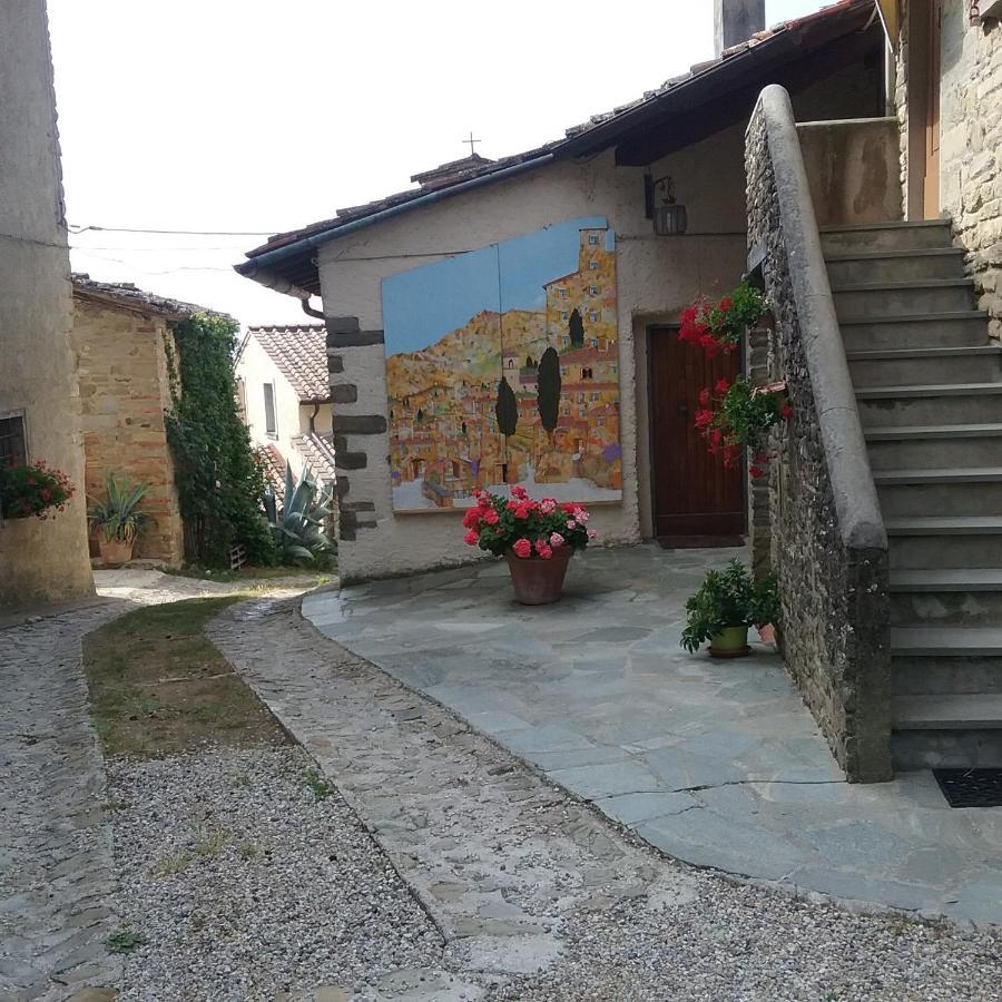 Casa Vacanze Podere Ugolini Ronta Eksteriør bilde